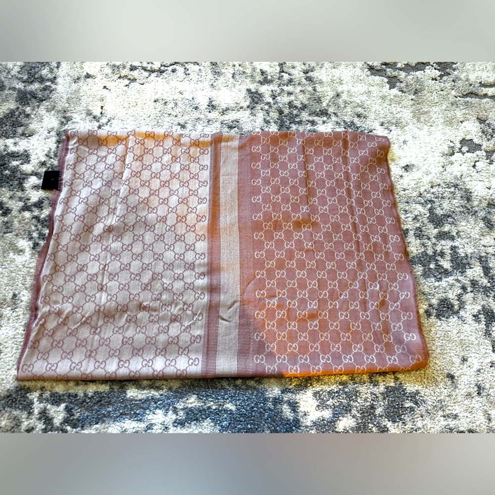 Auth Gucci Jacquard wool silk blend shawl scarf